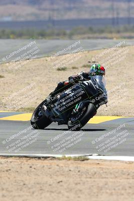 media/May-06-2024-Moto Forza (Mon) [[b33359f27d]]/1-Advanced/Session 4 (Turns 9 and 8)/